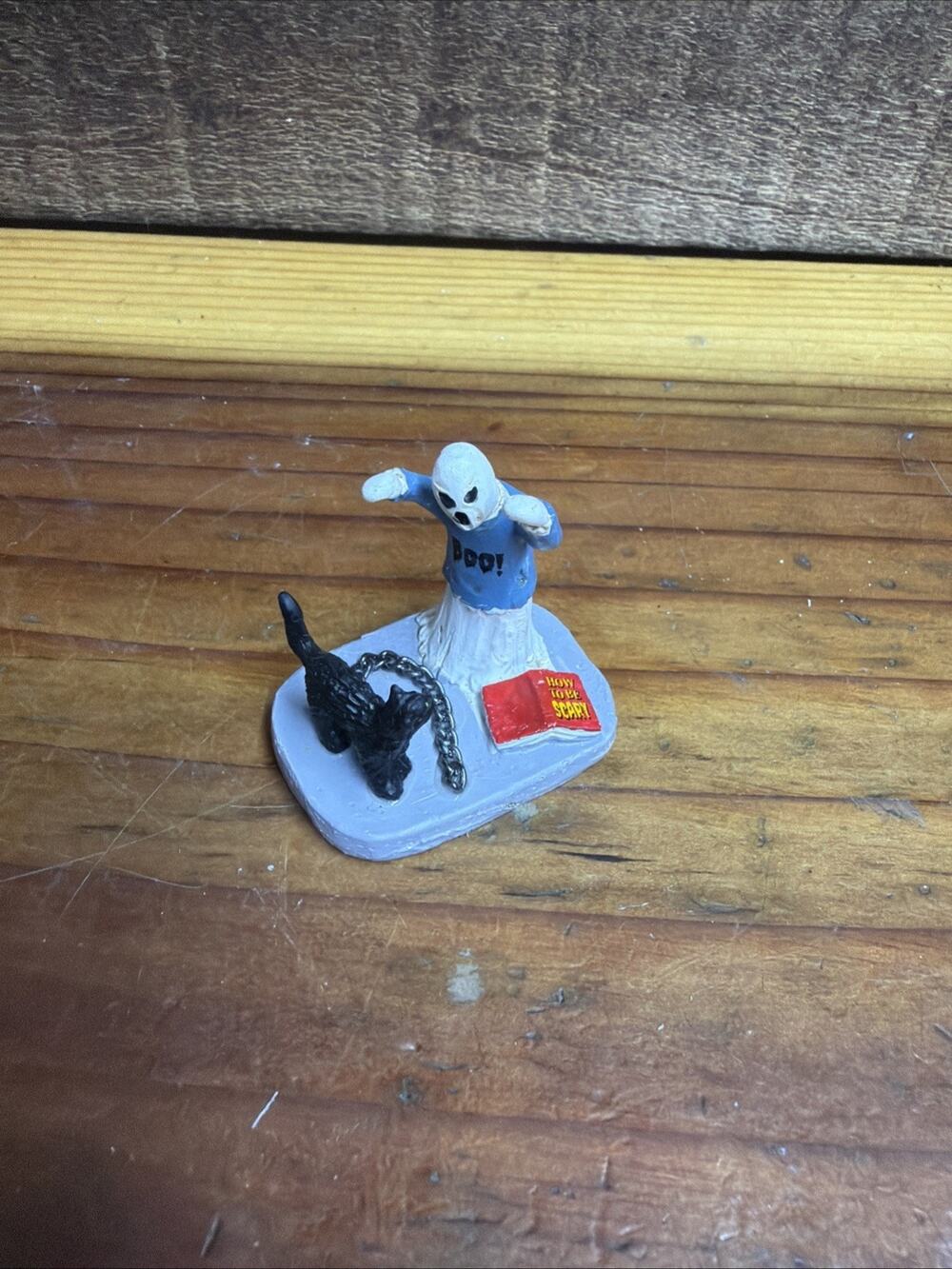 Lemax Spooky Town Figurine - Practicing #12011
